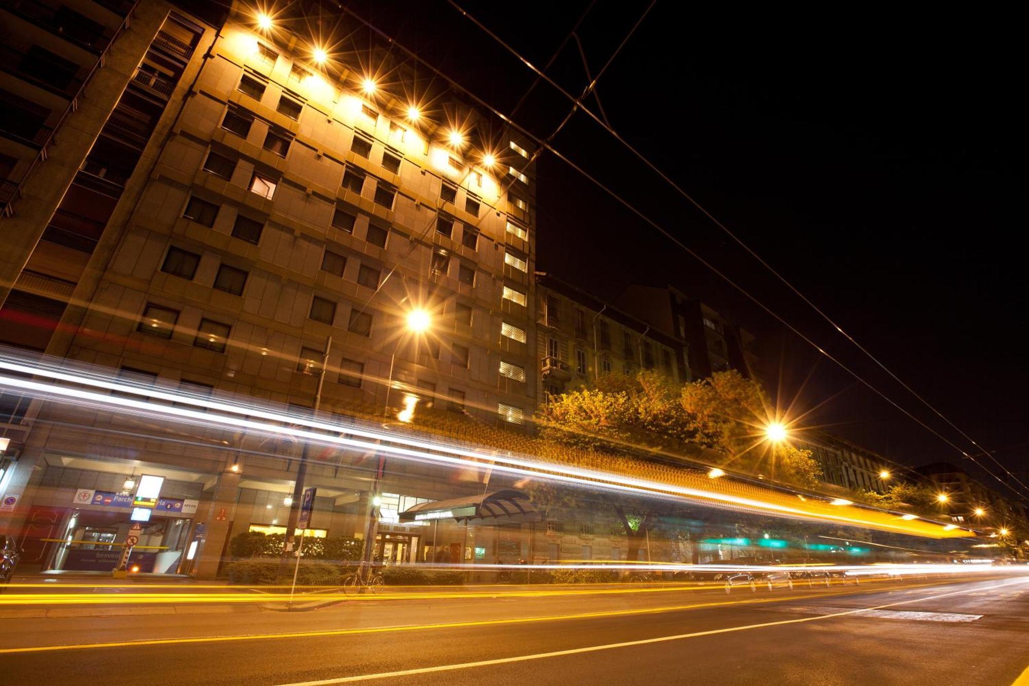 Doria Grand Hotel Milan Exterior photo