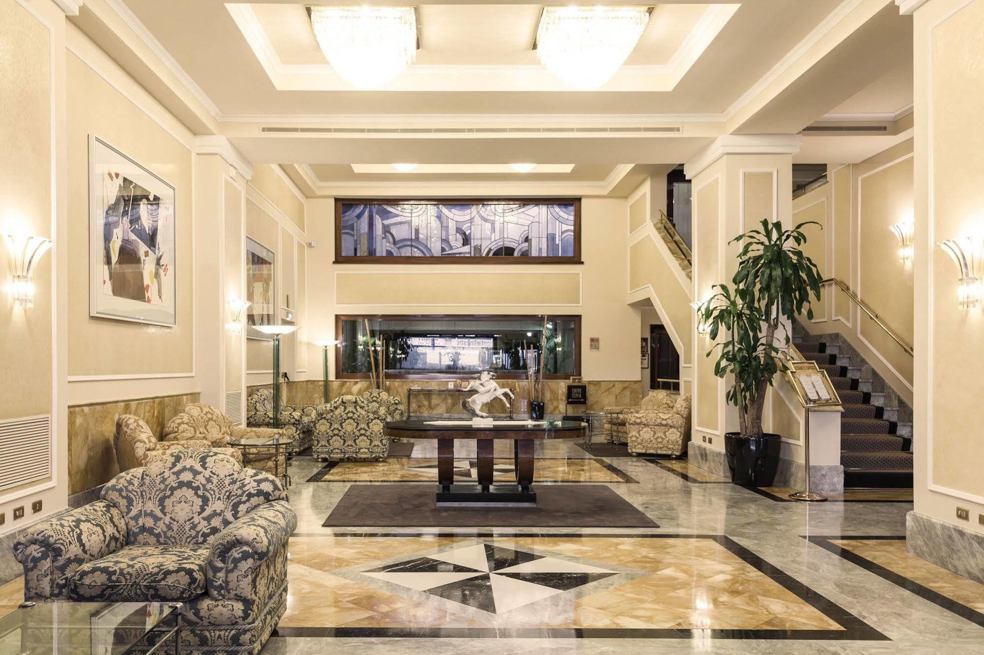 Doria Grand Hotel Milan Exterior photo